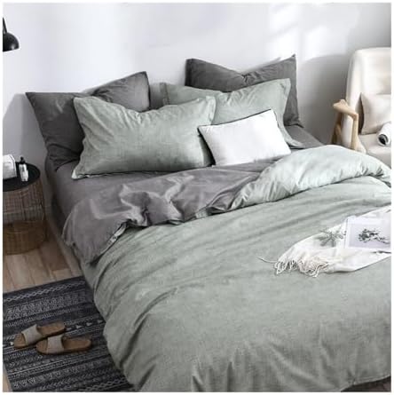 Luxury Bedroom Dormitory Set with Soft Sheets and Quilt Cover