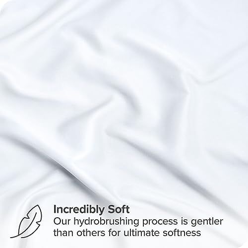Upluxius OrangeWhite Bed-in-a-Bag 7 Piece Comforter Set