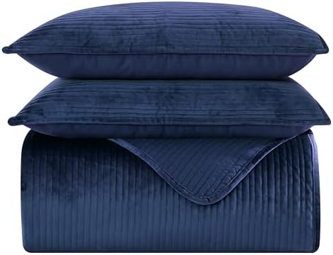 Elegant Comfort Luxury 3-Piece Velvet Quilt Set