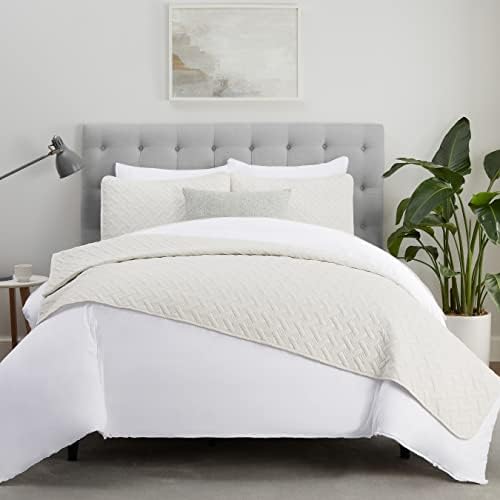 Serta ComfortSure Soft 3-Piece FullQueen Quilt Set Ivory