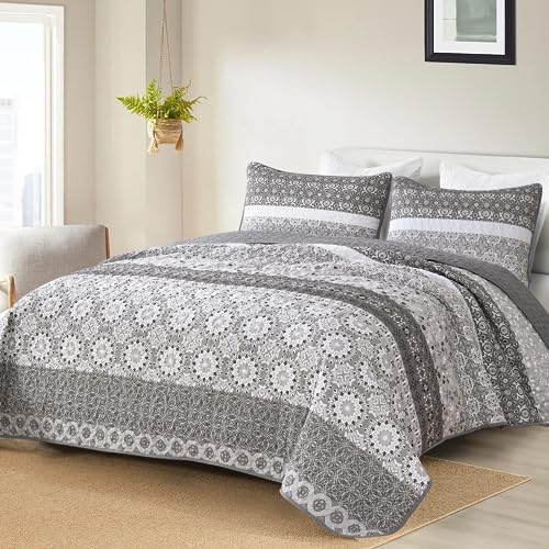 Grey Boho Quilt Set with 2 Pillowcases