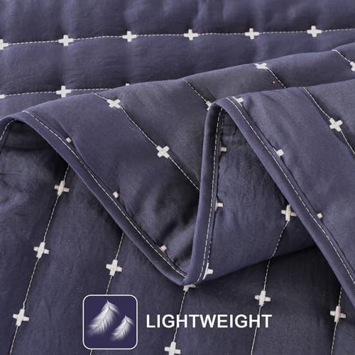 Qucover Cal King Quilt Set with Pillow Shams Navy Blue Cross Stitch Design