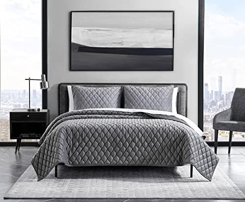Vera Wang Queen Quilt Set Charcoal Grey
