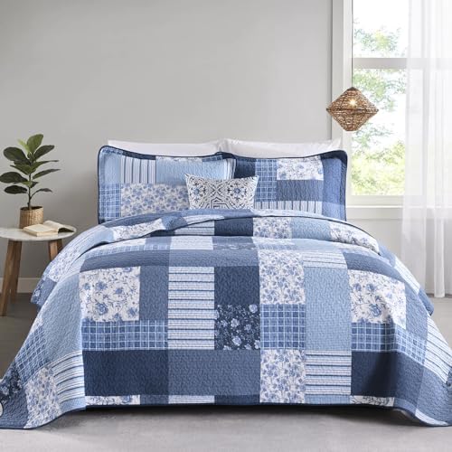 CozyStitch Plaid Queen Quilt Set - BlueWhite