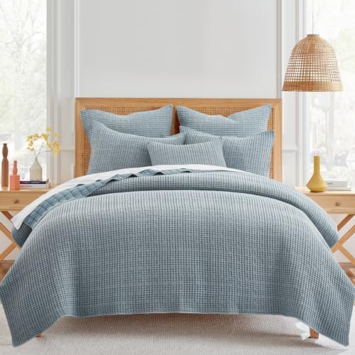 Levtex Home Mills Waffle Quilt Set