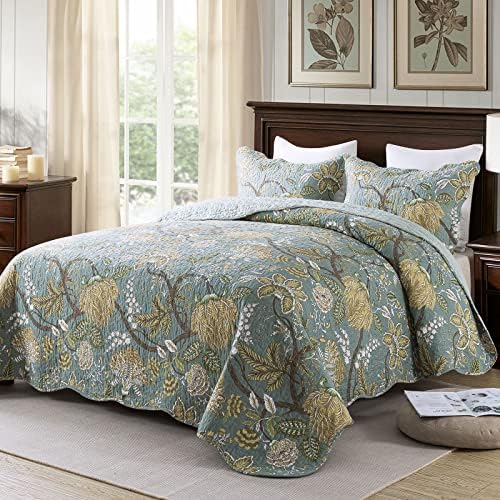 Travan 3-Piece Quilt Set with Shams Queen Size