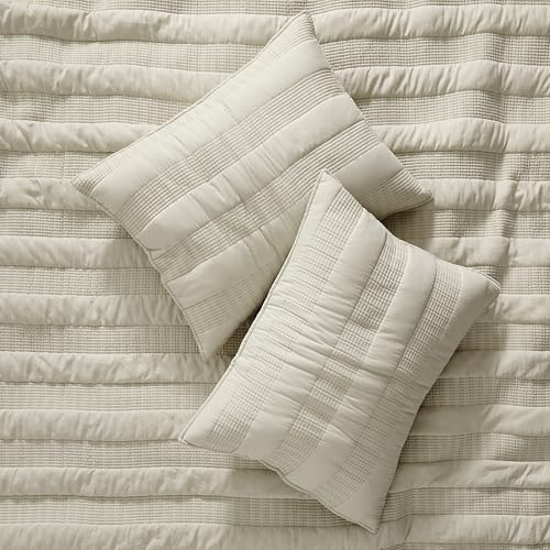 HomeSerene Beige Striped Cal King Quilt Set 1