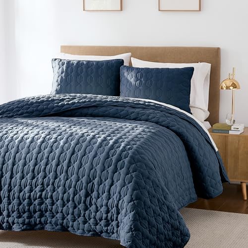 HomeSerene Navy Blue Cal King Quilt Set 1