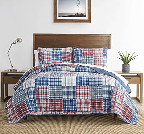 Nautica Queen Quilt Set with Reversible Design