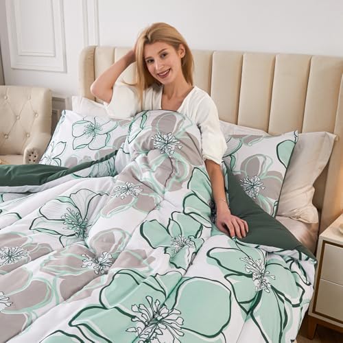 3 Piece King Size Comforter Set with Leaf Print