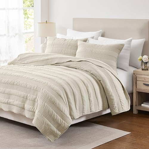 HomeSerene Beige Striped Cal King Quilt Set 1