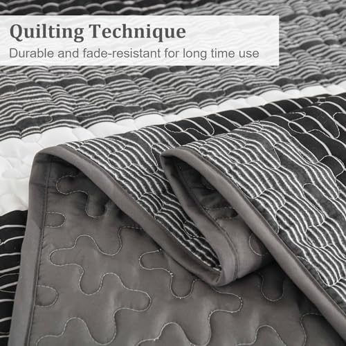 Djoymock King Size Striped Patchwork Quilt Set