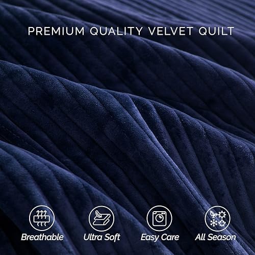 Elegant Comfort Luxury 3-Piece Velvet Quilt Set