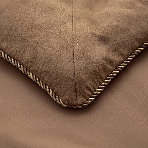 H HIEND ACCENTS Paseo Road 7 Piece Comforter Set