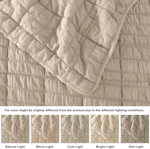 ROARINGWILD Seersucker Beige Quilt Set with Pillow Shams
