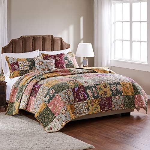 Greenland Home Antique Chic Cotton Patchwork Quilt Set