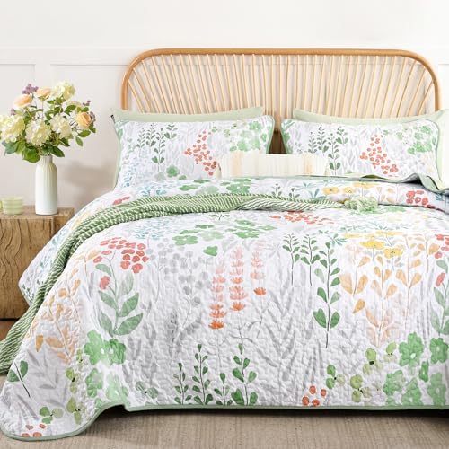 Sage Green Floral Quilt Set Queen 3 Pieces 1