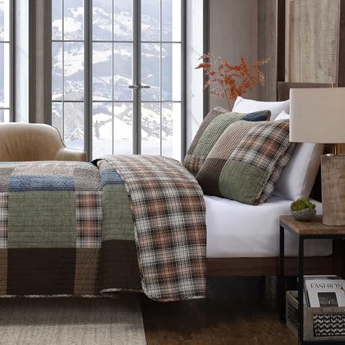 Eddie Bauer King Quilt Set - Classic Patchwork Green