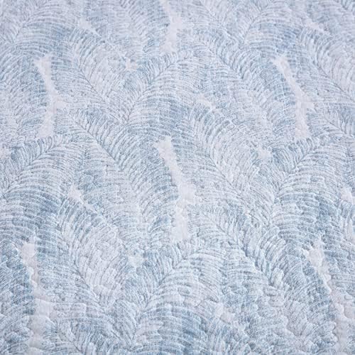 Tommy Bahama Queen Quilt Set with Reversible Design