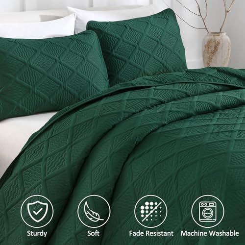 Yiran Emerald Green Cal King Quilt Set