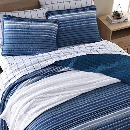 Nautica King Quilt Set - 100 Cotton Reversible Bedding 1