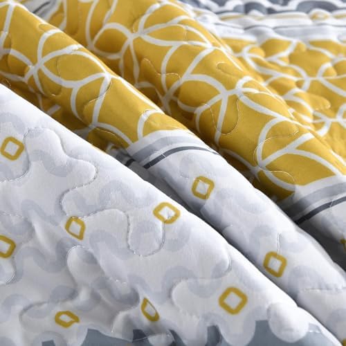 DJY Boho Yellow Grey Striped Quilt Set