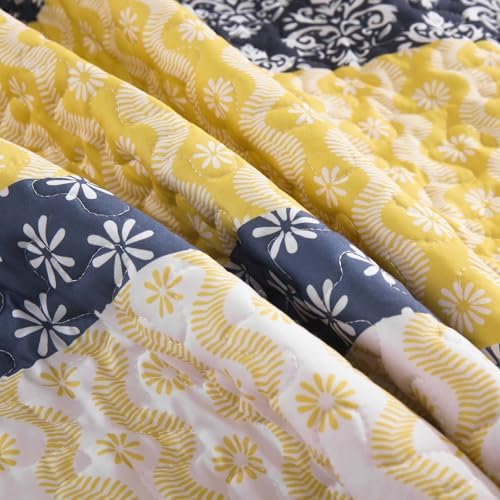 Cottolester Boho King Size Quilt Set with 3 Pieces