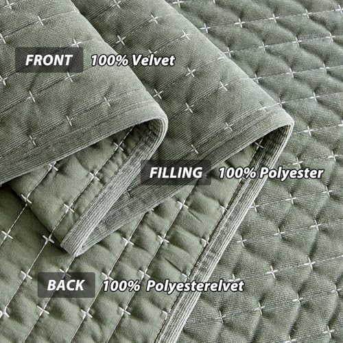 WARMDERN Velvet Quilt Set King Size Green 106 x 96