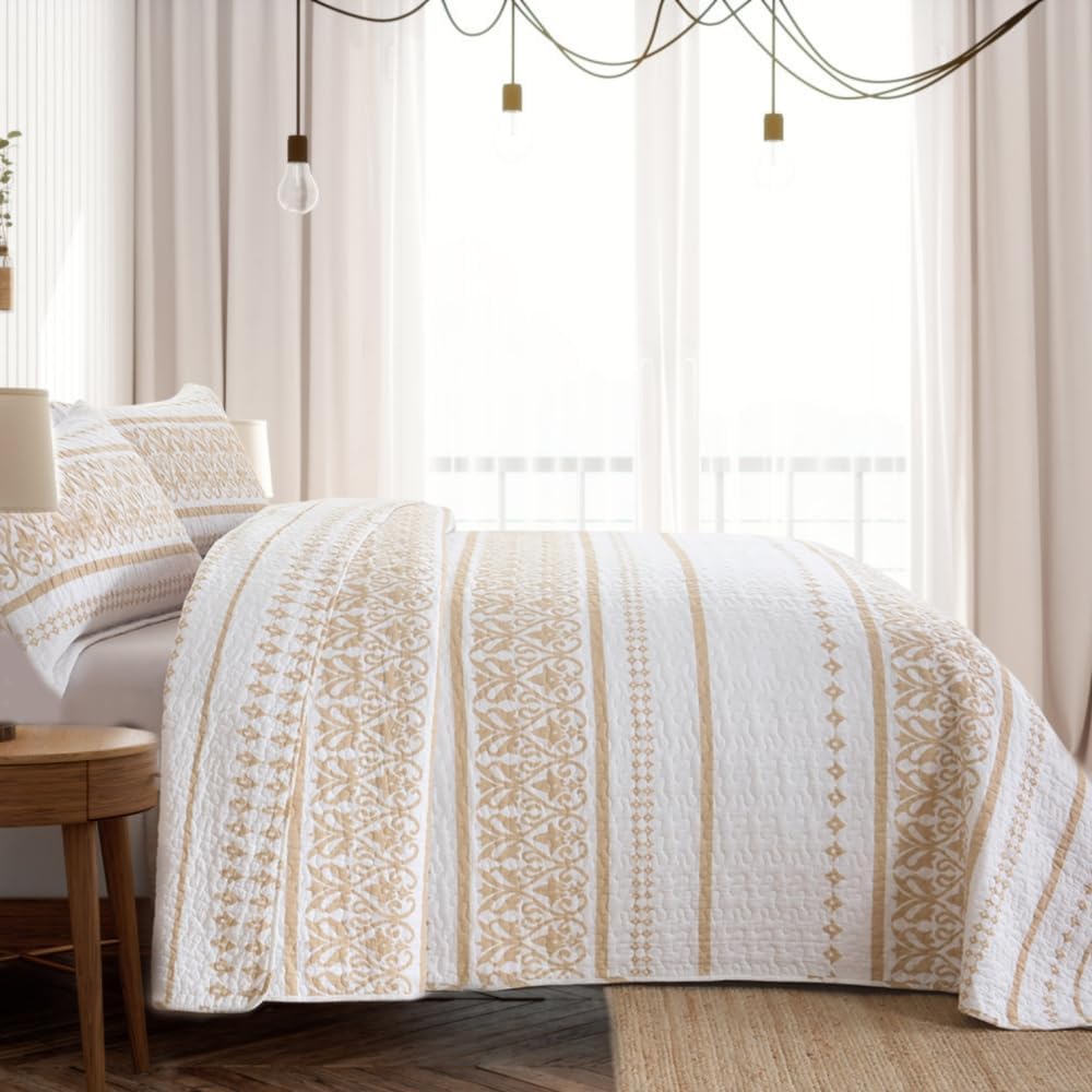 Qiqiong Bohemian Striped King Quilt 3 Pieces Set