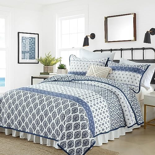 Floral Queen Quilt Set - 3-Piece Cotton Blue White Reversible Quilted Bedspread