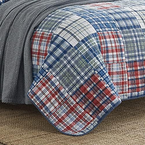 Nautica Queen Quilt Set with Reversible Design