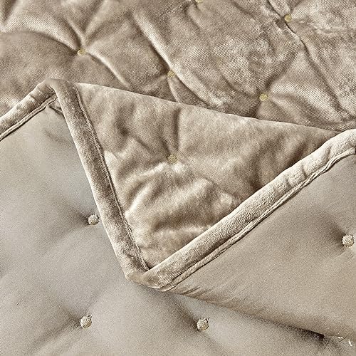 Sunshine Nicole Embroidered Quilt Set Queen 3 Pieces
