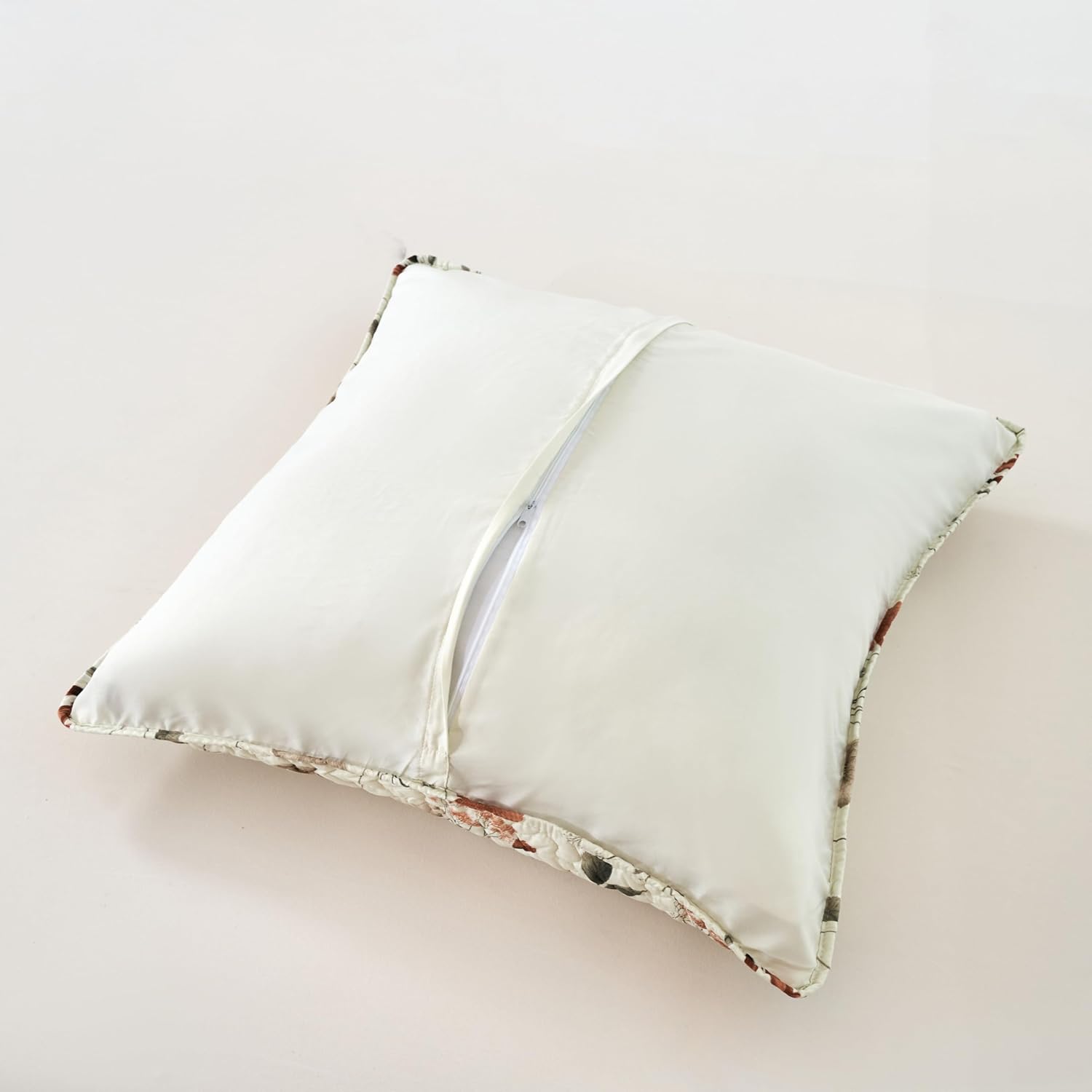 DaDalogy Enchanted Meadow Quilt Set - California King 1