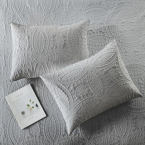 Boryard 3-Piece California King Quilt Set with Pillow Shams Grey