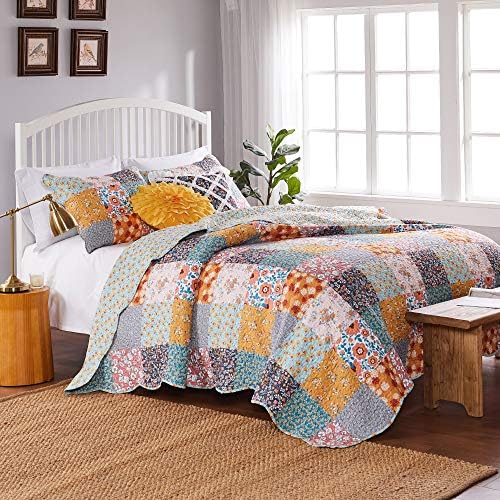 Greenland Home Carlie Modern Floral Reversible Quilt Set 3-Piece