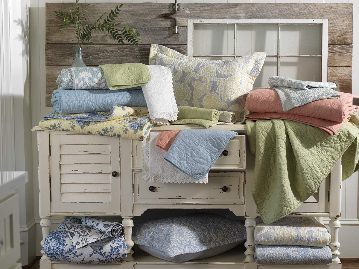 Laura Ashley Twin Quilt Set with Matching Sham