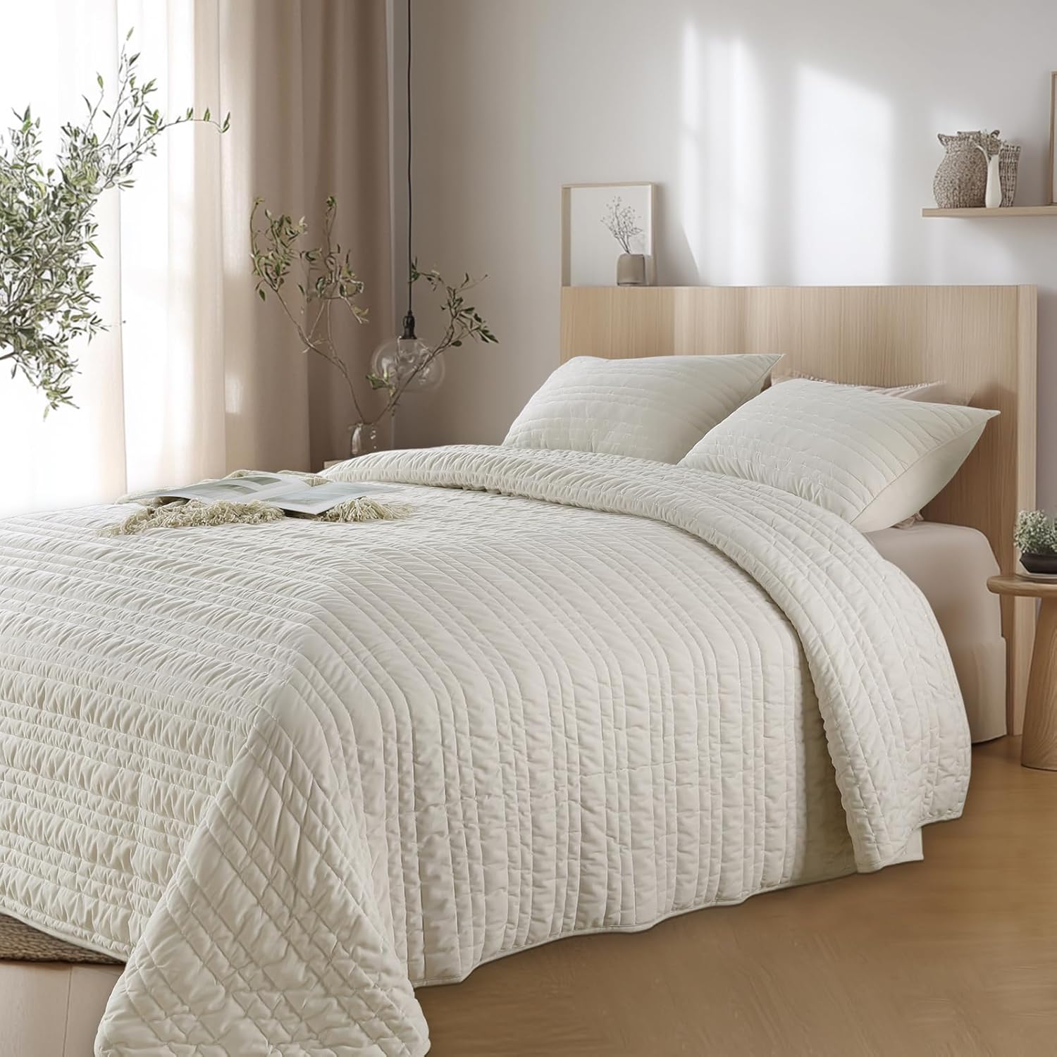 KASENTEX Luxury Velvet King Quilt Set 104x90 Light Khaki