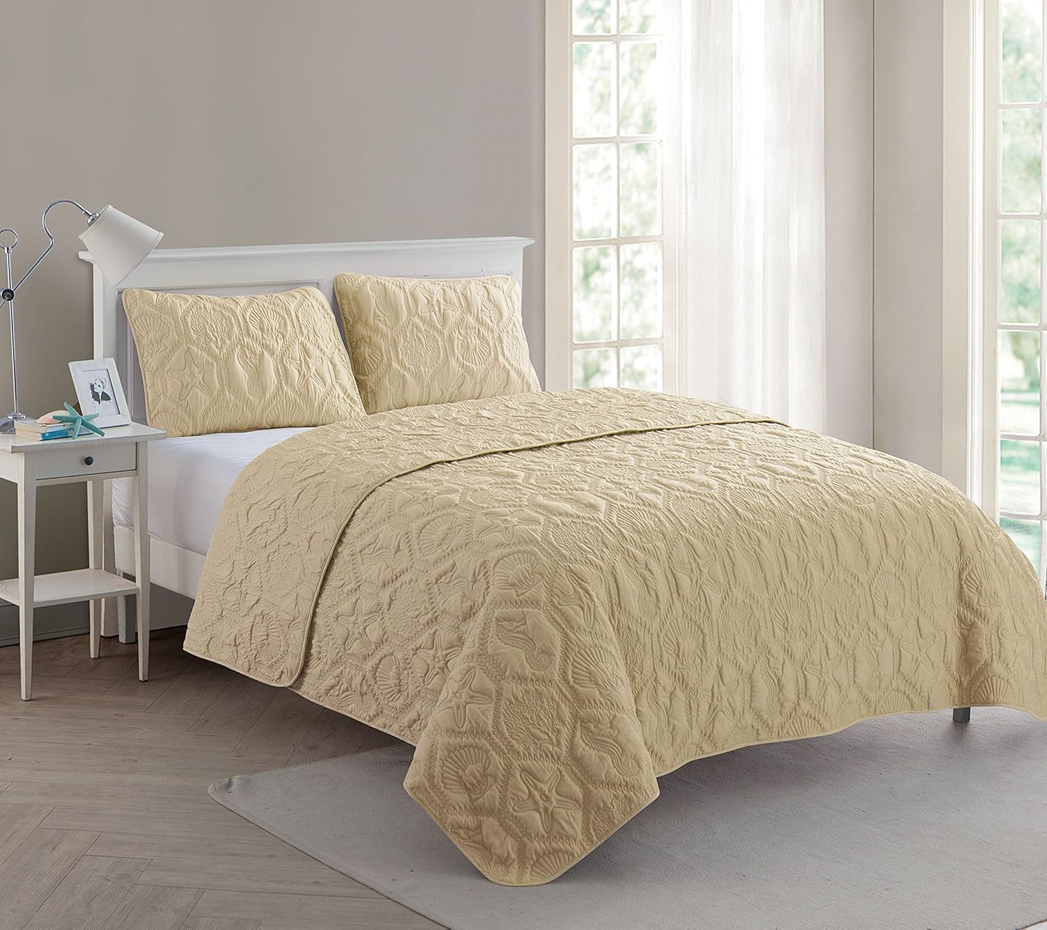 VCNY Home Queen Quilt Set 3-Piece Coastal Bedding