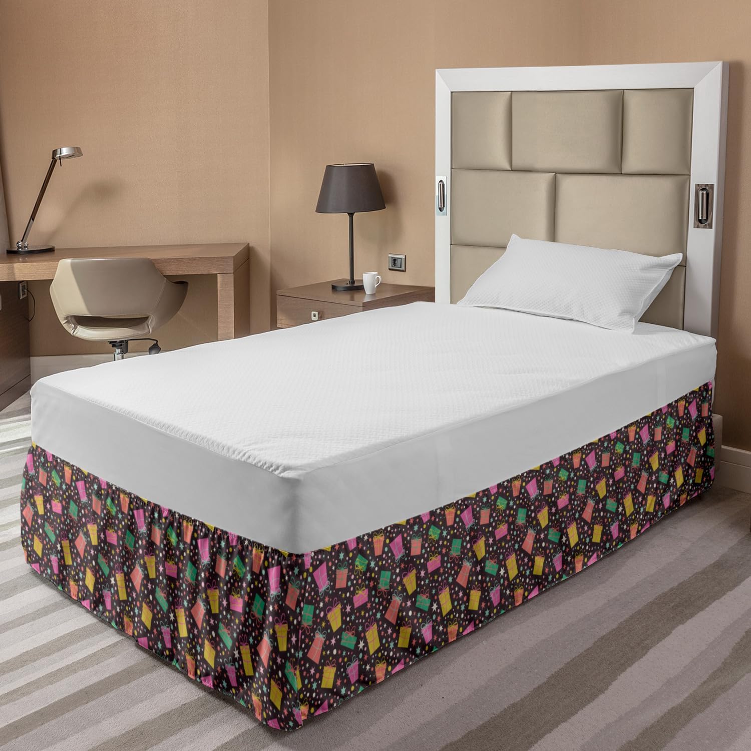 Lunarable Celebration Elastic Bed Skirt with Stars Circles