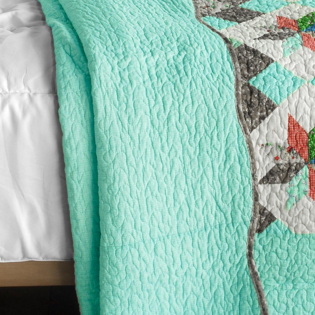 Blancho Deep in My Heart 3PC Quilt Set