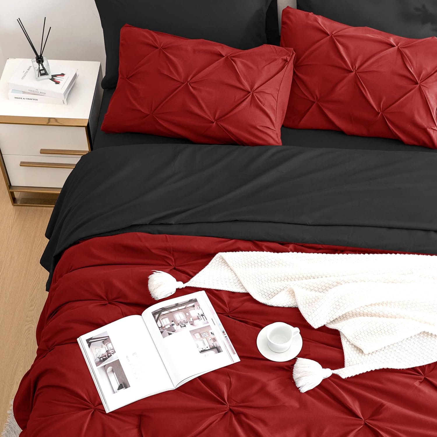 Ubauba 7pc Full Size Comforter Set Red Black