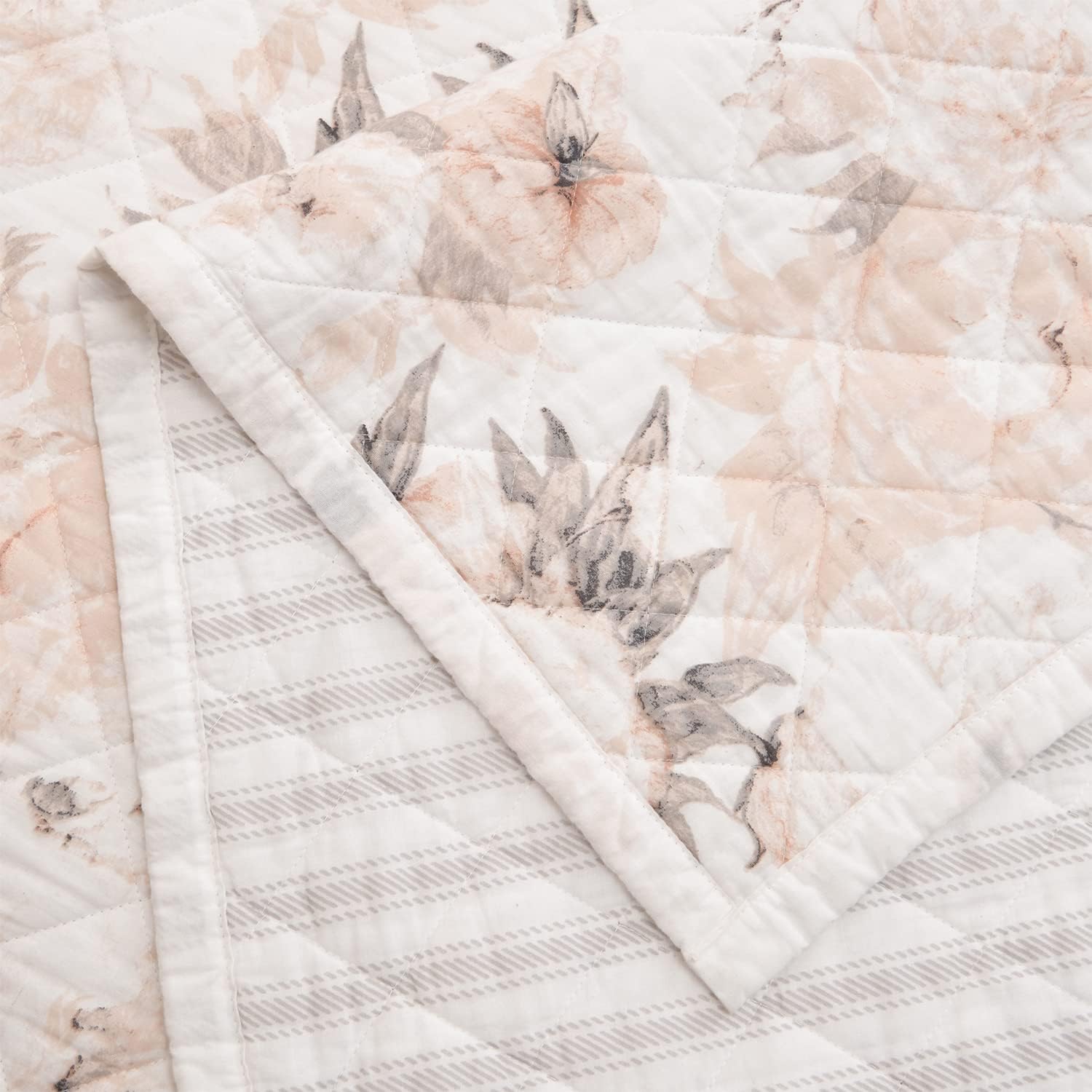 HiEnd Accents Colette 3 Piece Quilt Set Super King