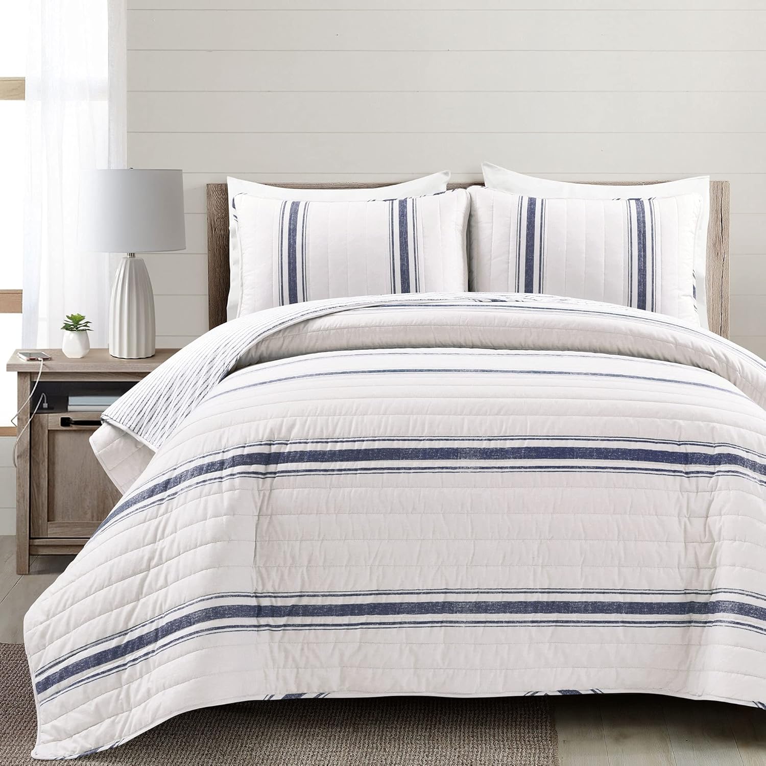 Lush Decor Farmhouse Stripe Reversible Quilt Set - KingCalifornia King