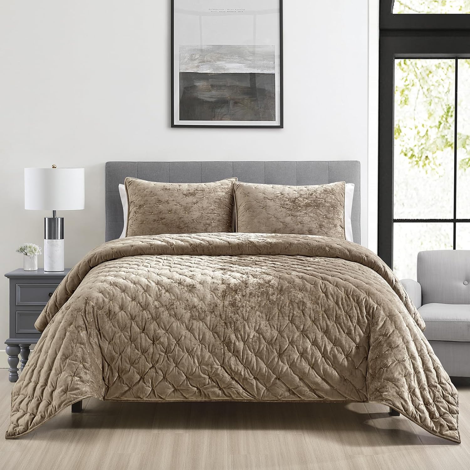Sunshine Nicole Embroidered Quilt Set Queen 3 Pieces
