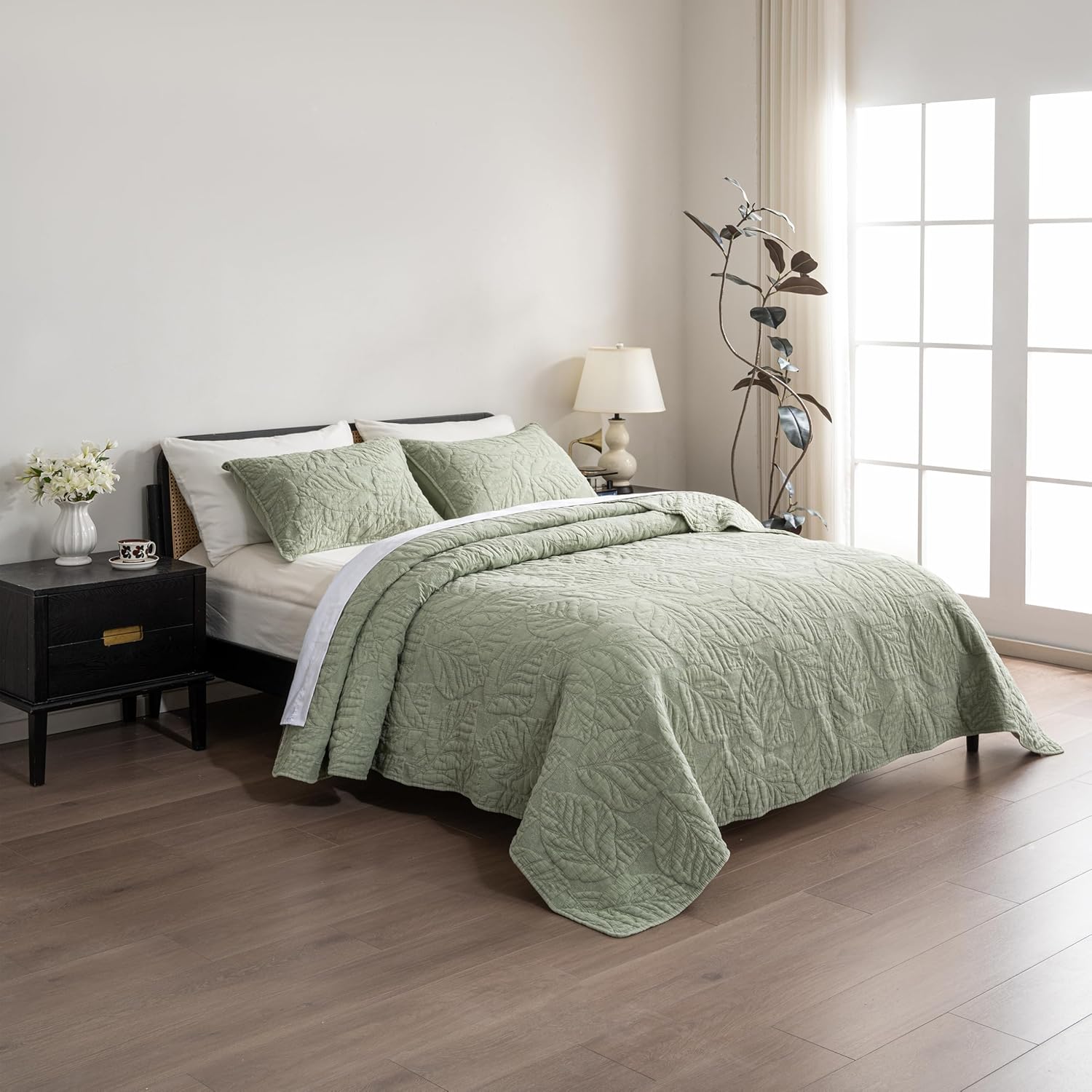 Texture Looms Cotton Quilt King Size Green Bedding Set