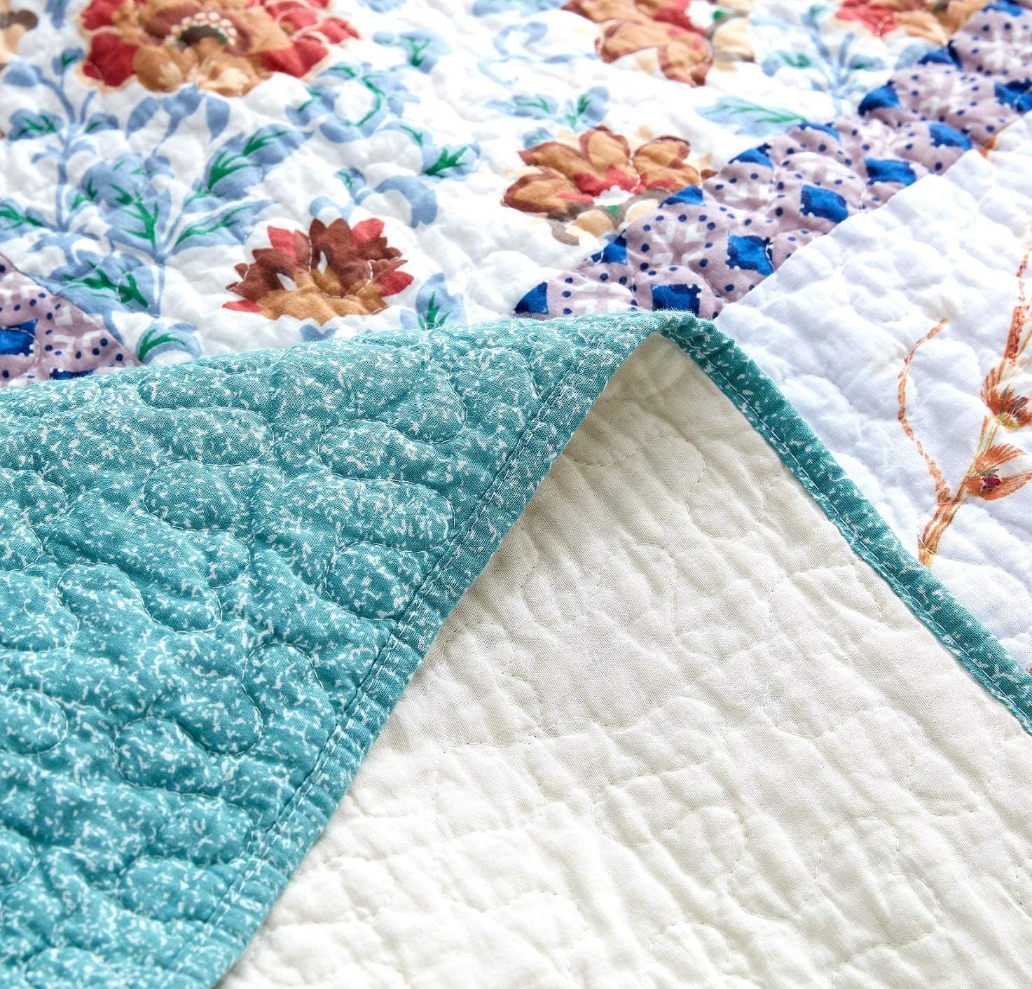 Tache California King Quilt Set with Patchwork Design