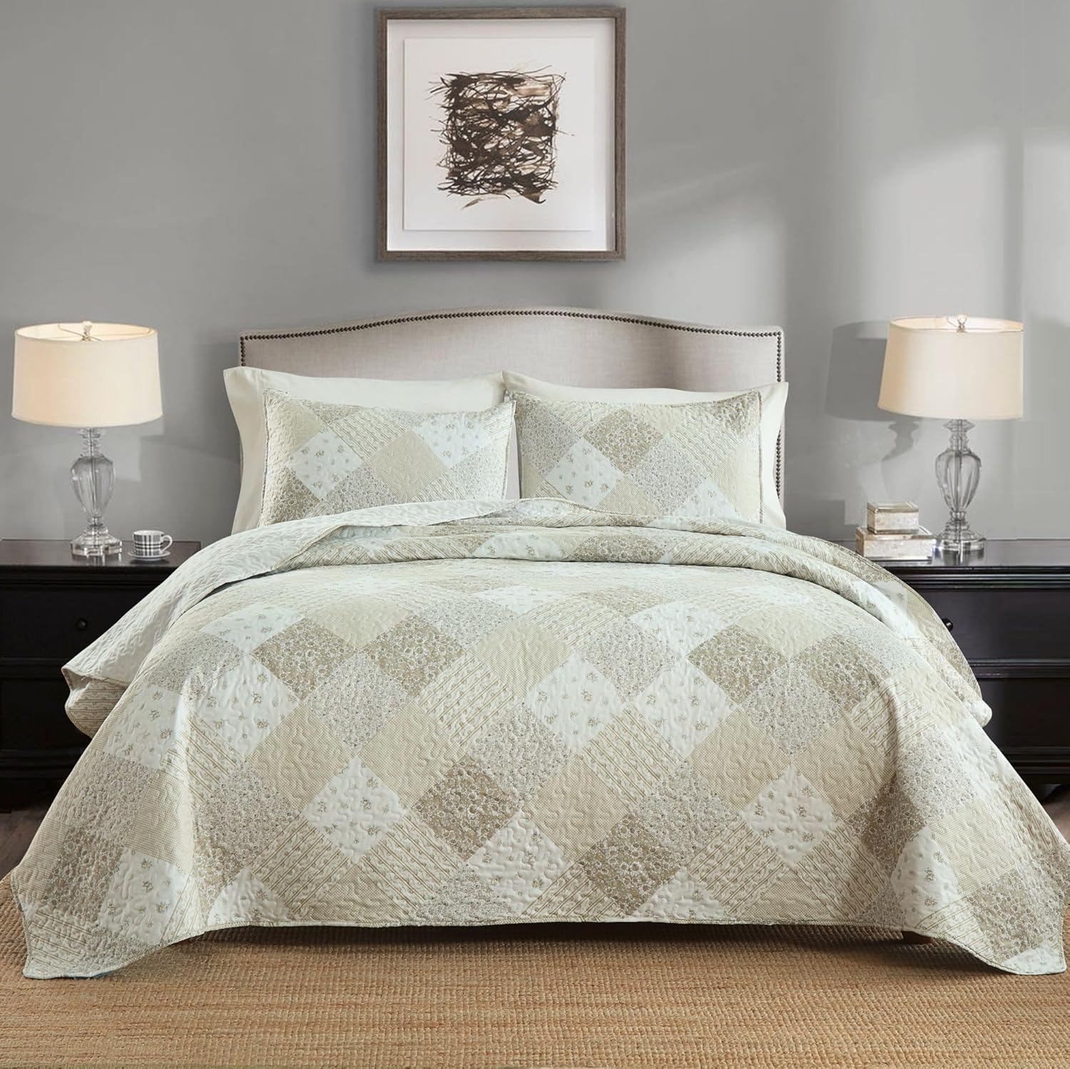 Boryard Queen Size Quilt Set with Reversible Design