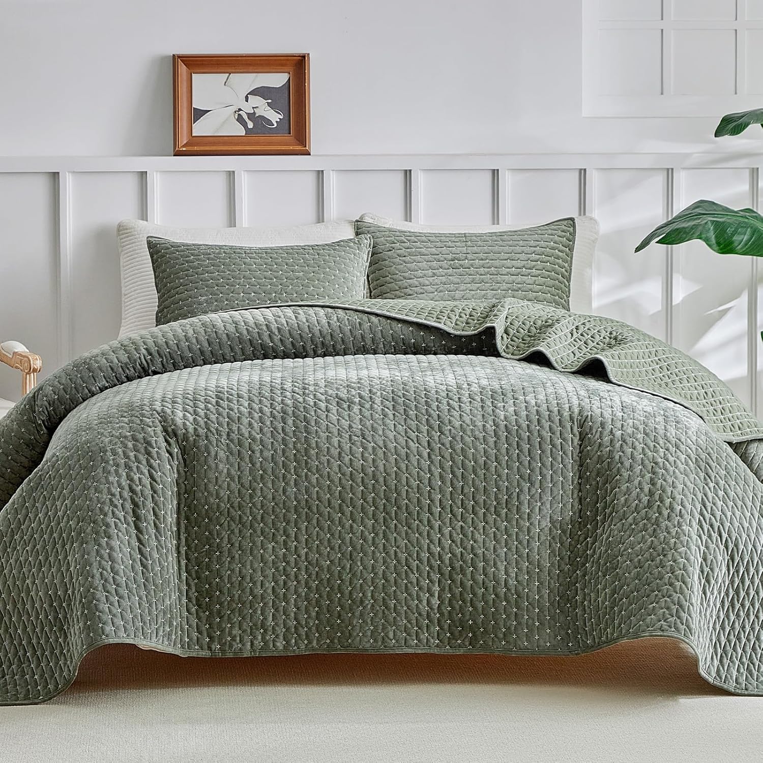 WARMDERN Velvet Quilt Set King Size Green 106 x 96