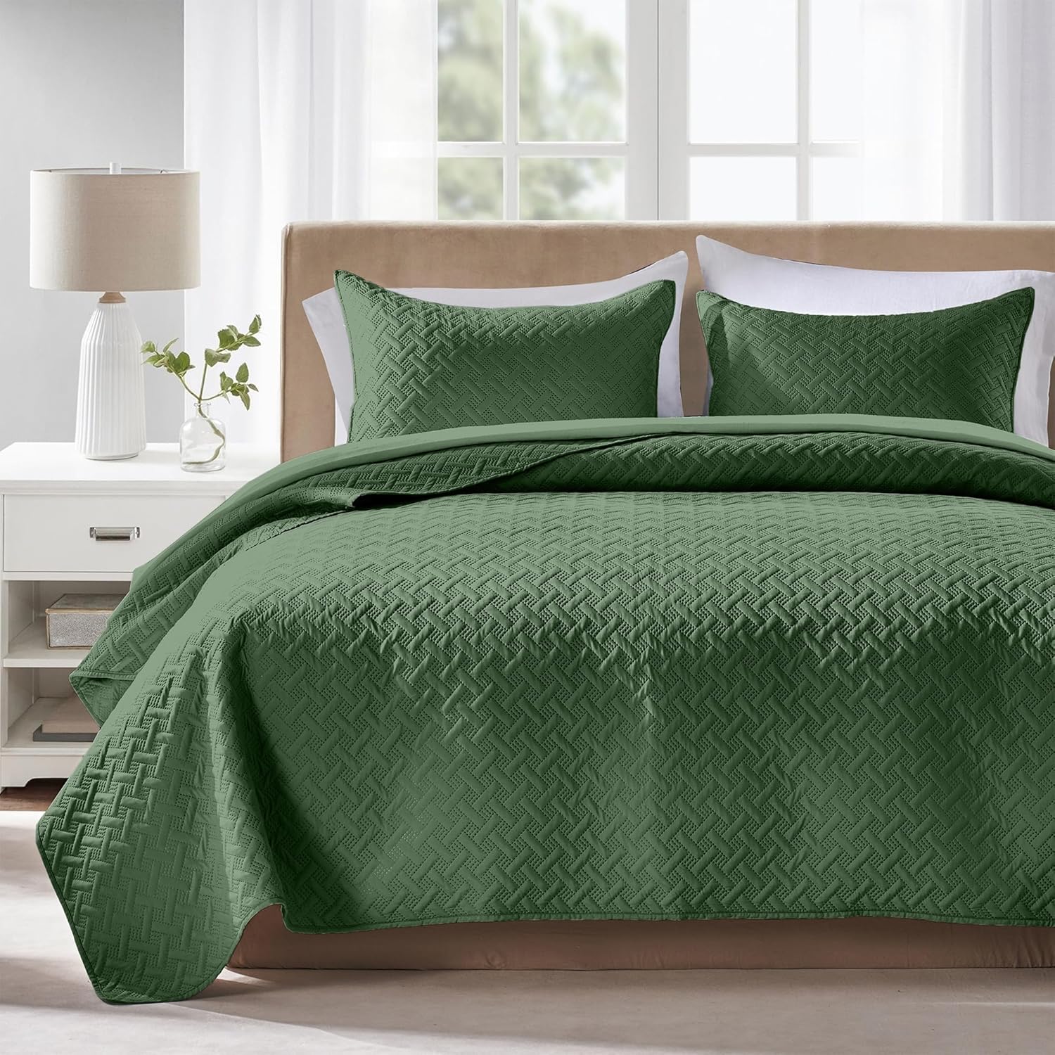 FLYMME Queen Quilt Olive Green Set with Shams