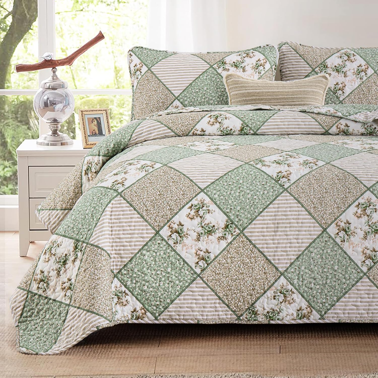 Menghomeus Sage Green Queen Quilt Set